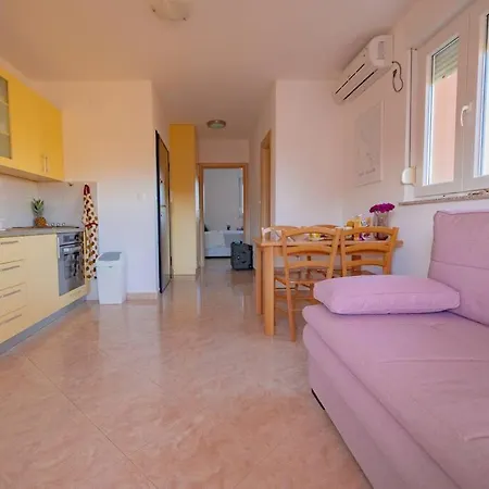 Apartment Vito *