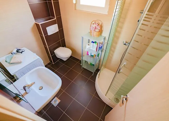 Vito Apartman *